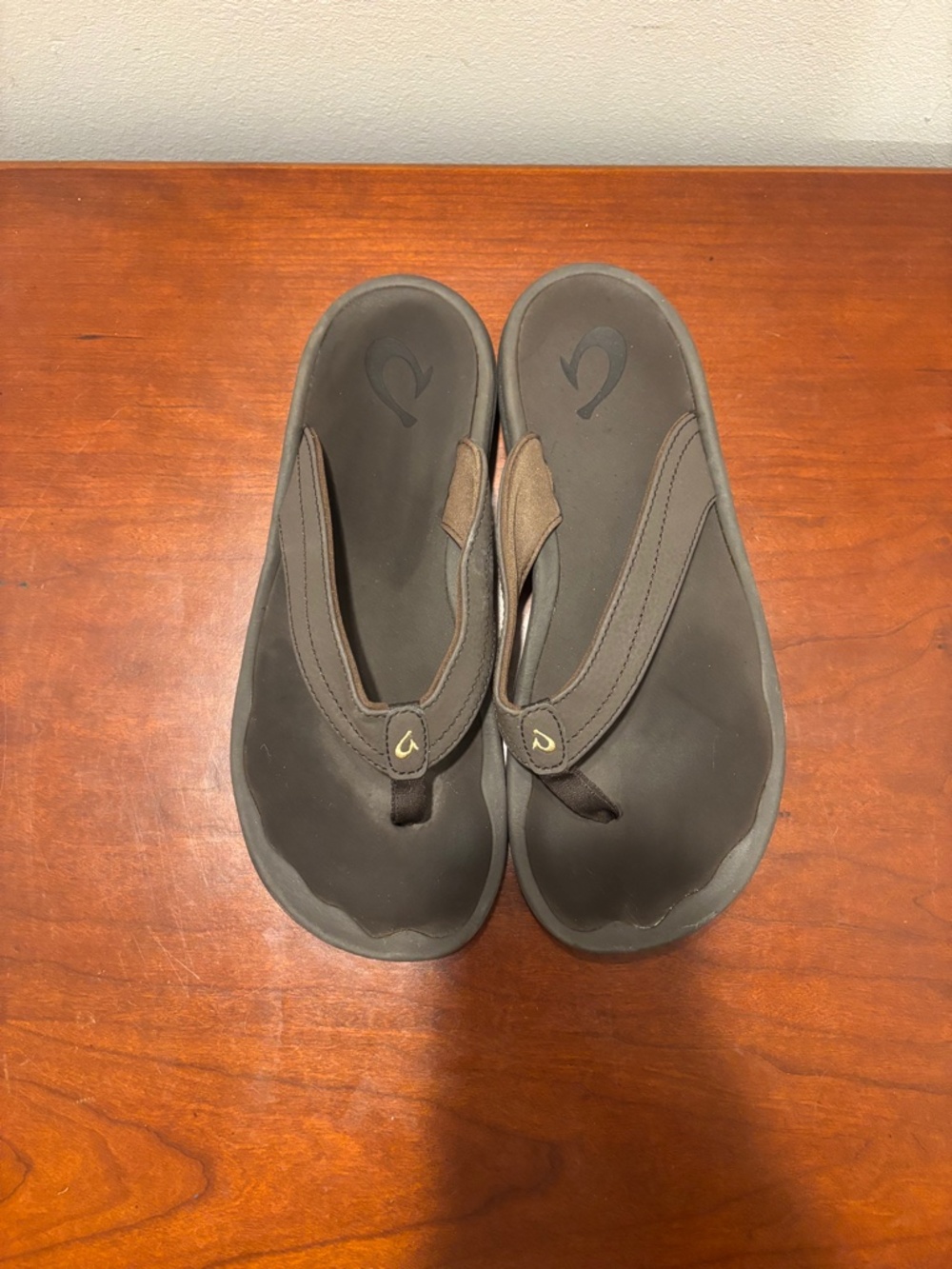 OluKai Women's Ohana Thong Sandals Flip Flops Brown Size 8 - Picture 2 of 8